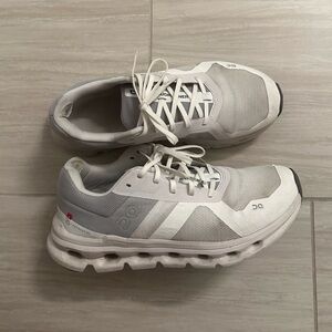 On cloud cloudrunners